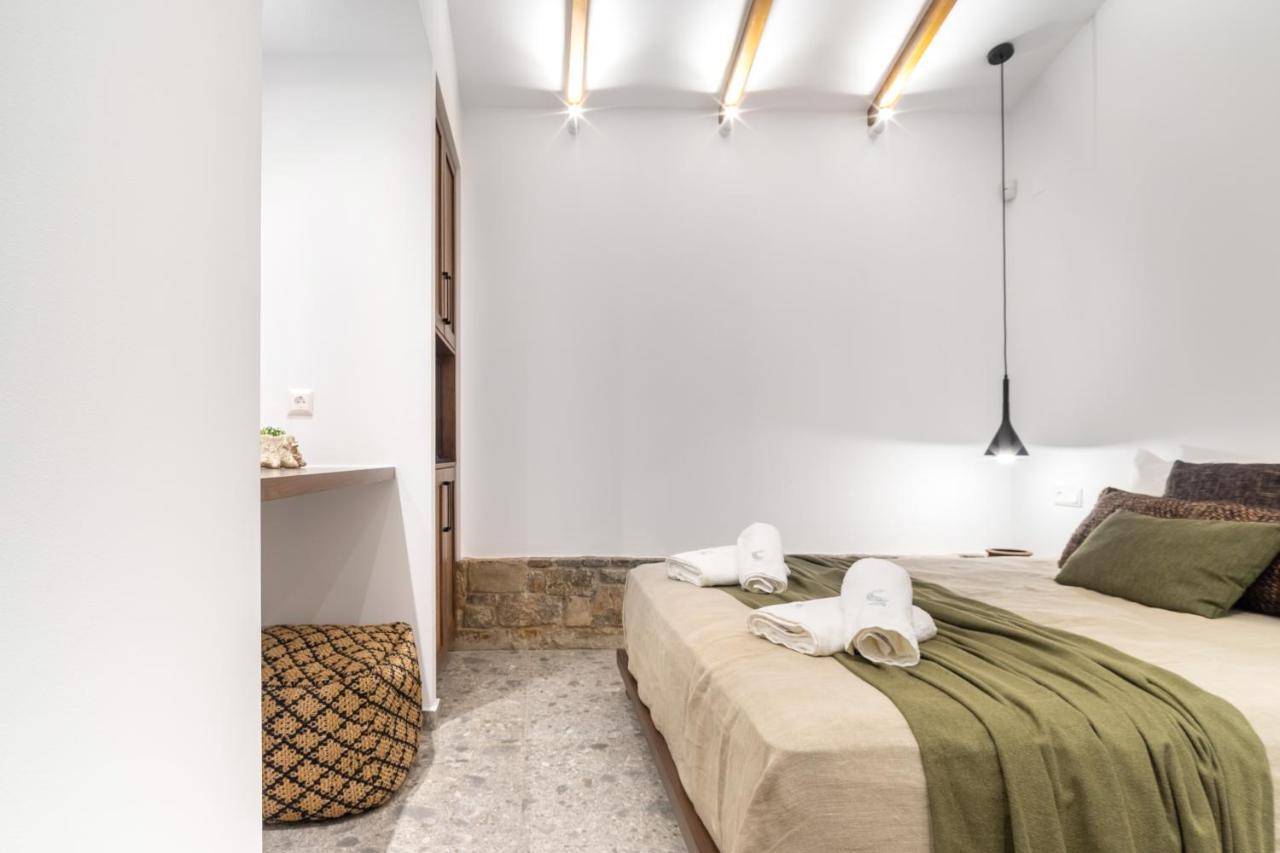 Wave, An Idyllic Seafront Suite By Nirousuites Kokkini Hani Buitenkant foto